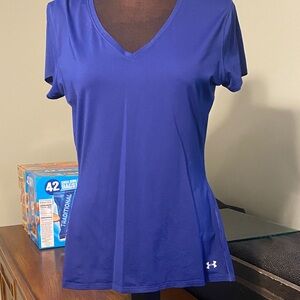 Under Armour Women's Short Sleeve Tee in Blue